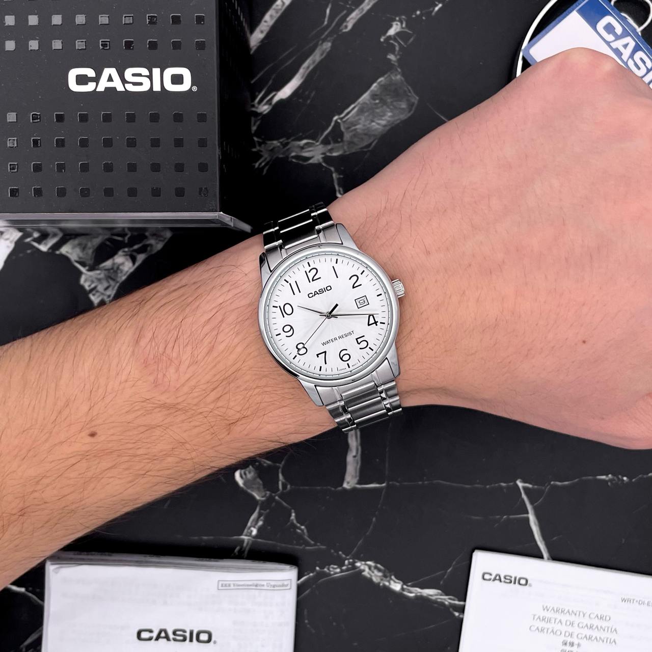 CASIO MTP-V002D-7B - ремінець та застібка